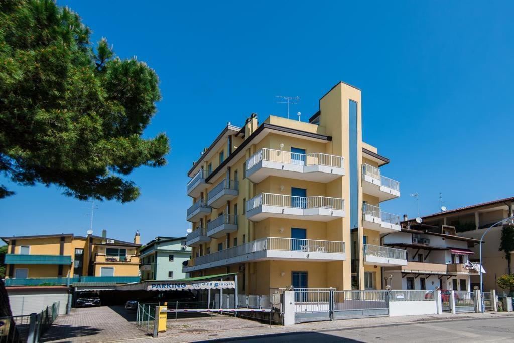 Playa Aparthotel